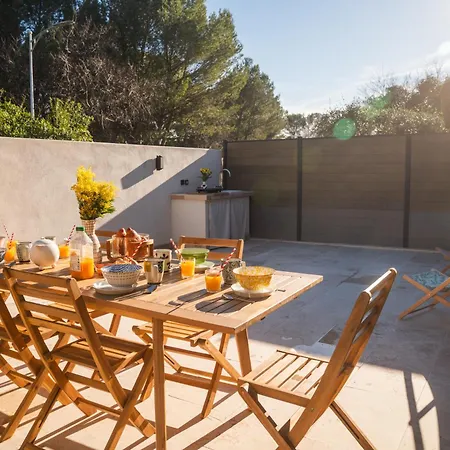 Le Cocon Du Golf Vila Nîmes